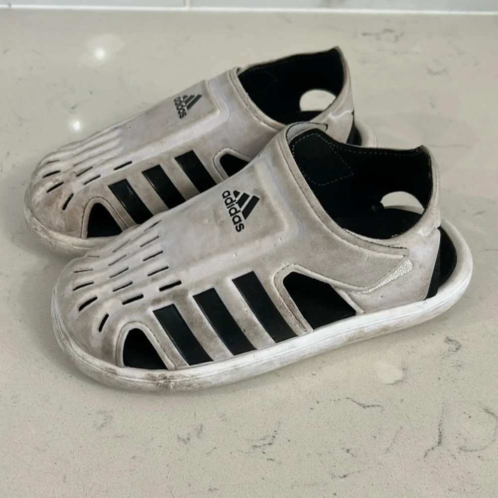 Adidas TODDLER water shoes